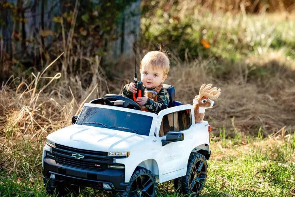 Kid with Garmin Alpha 300 handheld