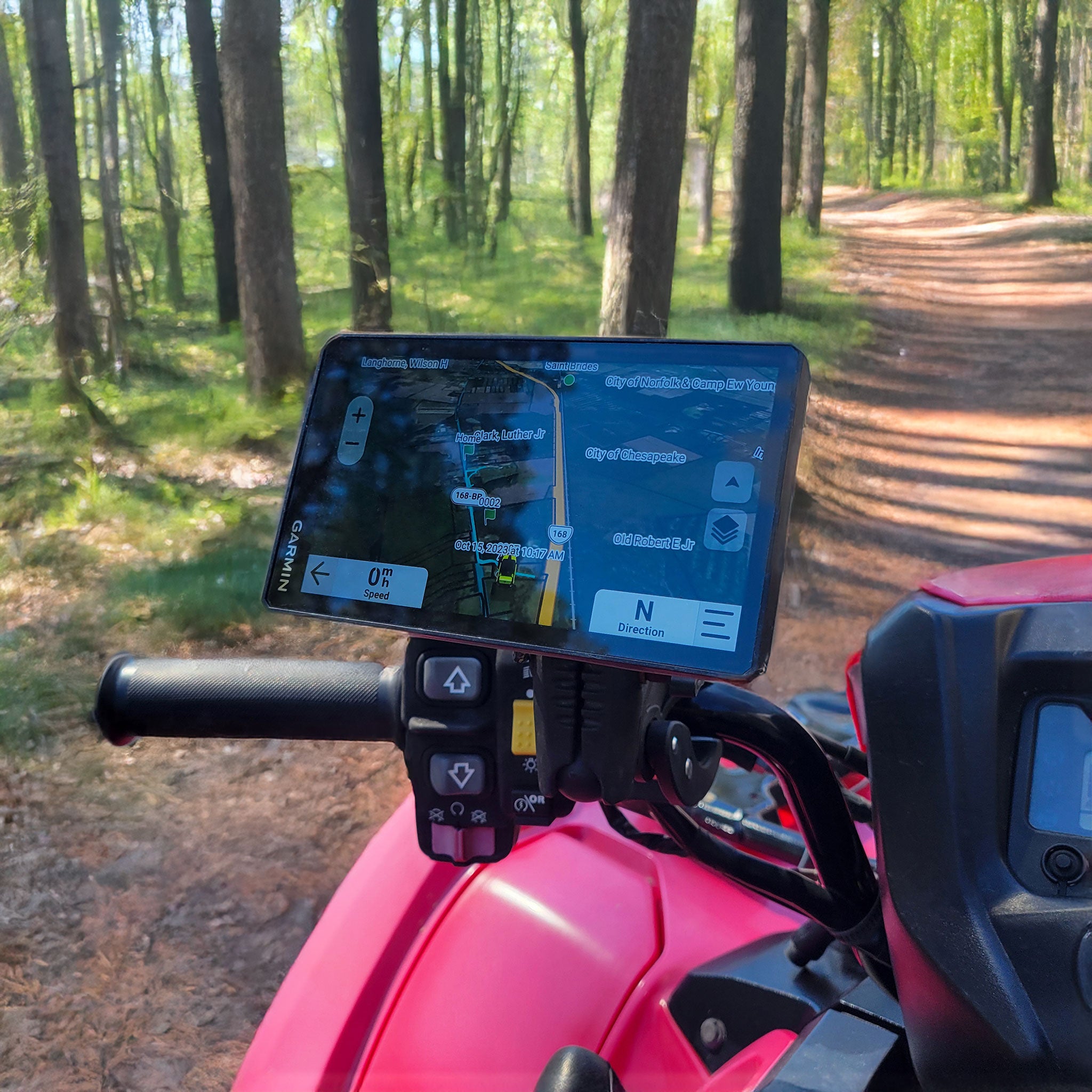 4 wheeler view of Garmin Tread 2: Trail navigation, dog tracking, and Group Ride
