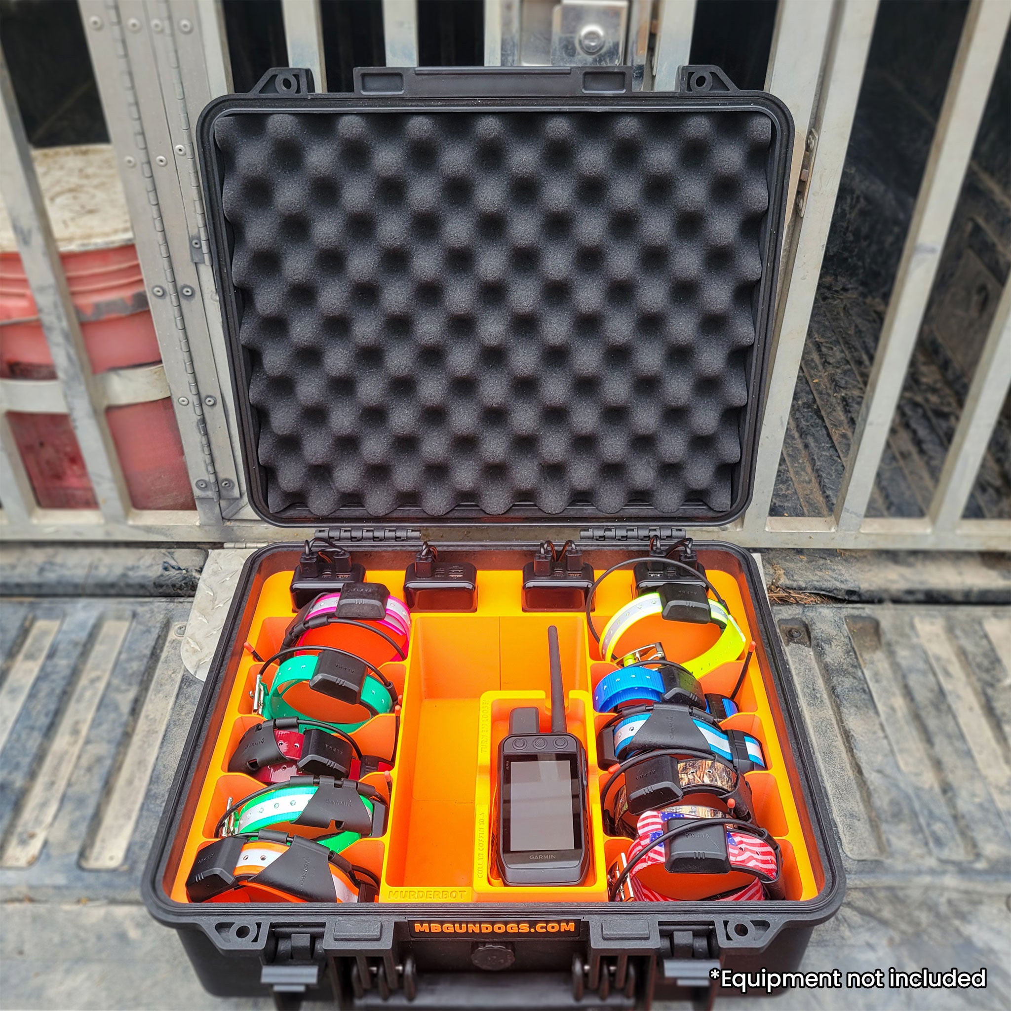 top view of the collar coffin by murderbot gundogs charging 10 Garmin TT25 Collars and a Alpha 300 Handheld